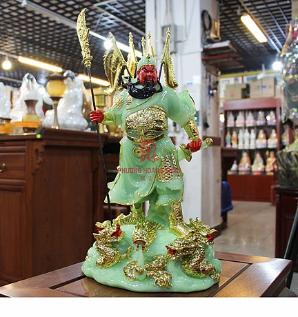 Tượng trấn trạch Cửu Long Quan Công bằng đá tại thành phố HCM